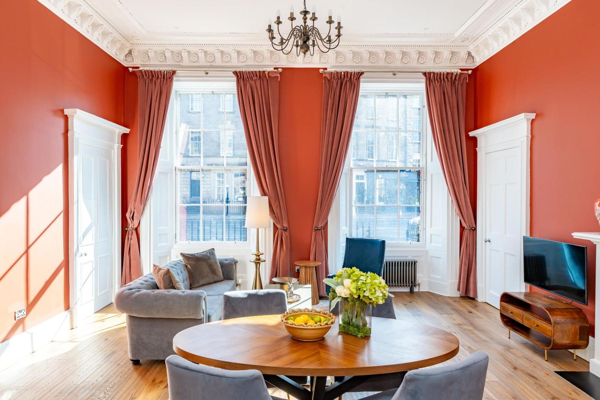Dragon Suites Luxury Apartments At 9 Albyn Place 爱丁堡 外观 照片