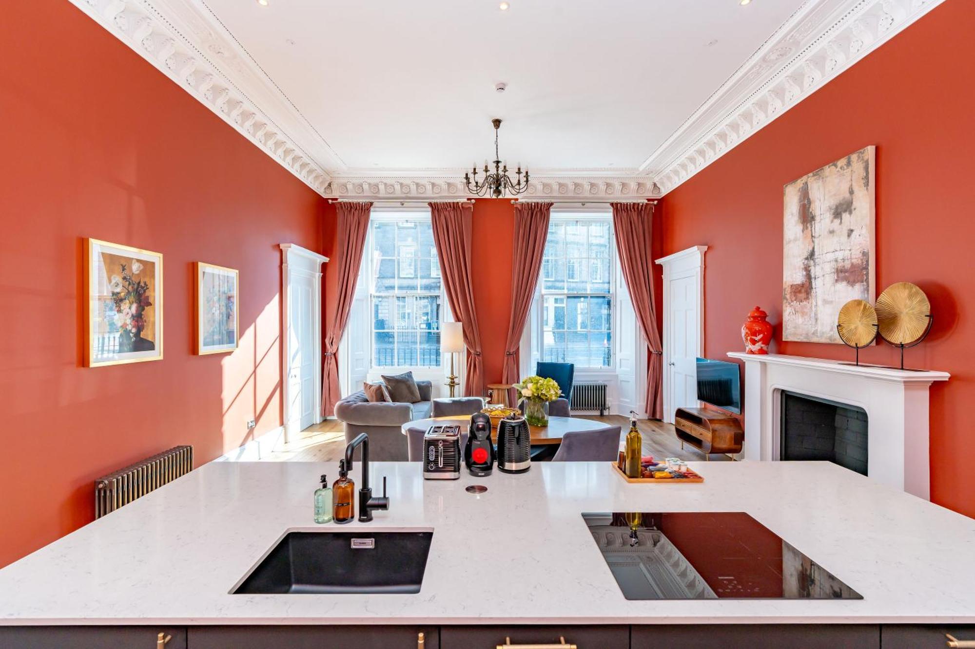Dragon Suites Luxury Apartments At 9 Albyn Place 爱丁堡 外观 照片