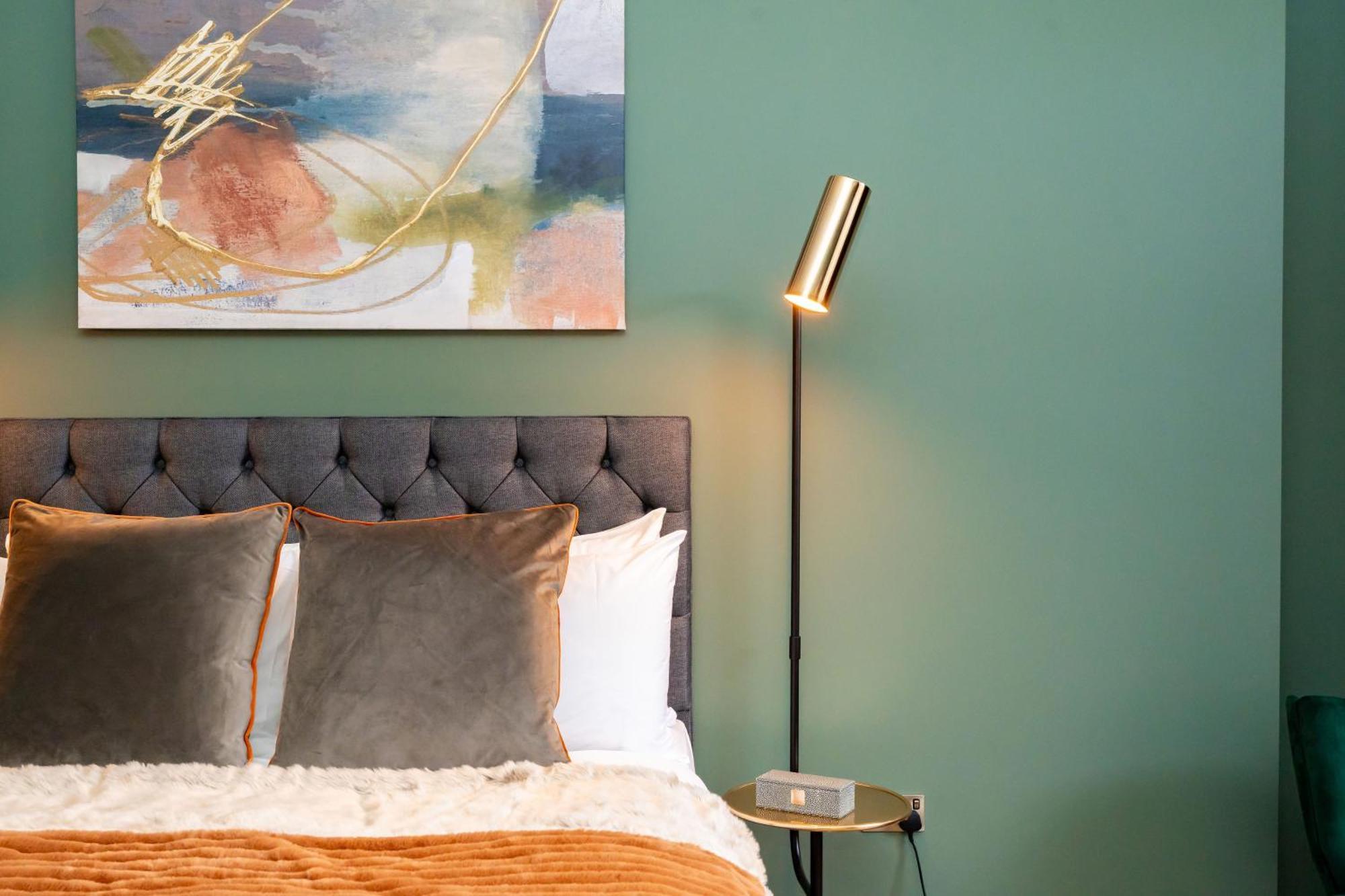 Dragon Suites Luxury Apartments At 9 Albyn Place 爱丁堡 外观 照片
