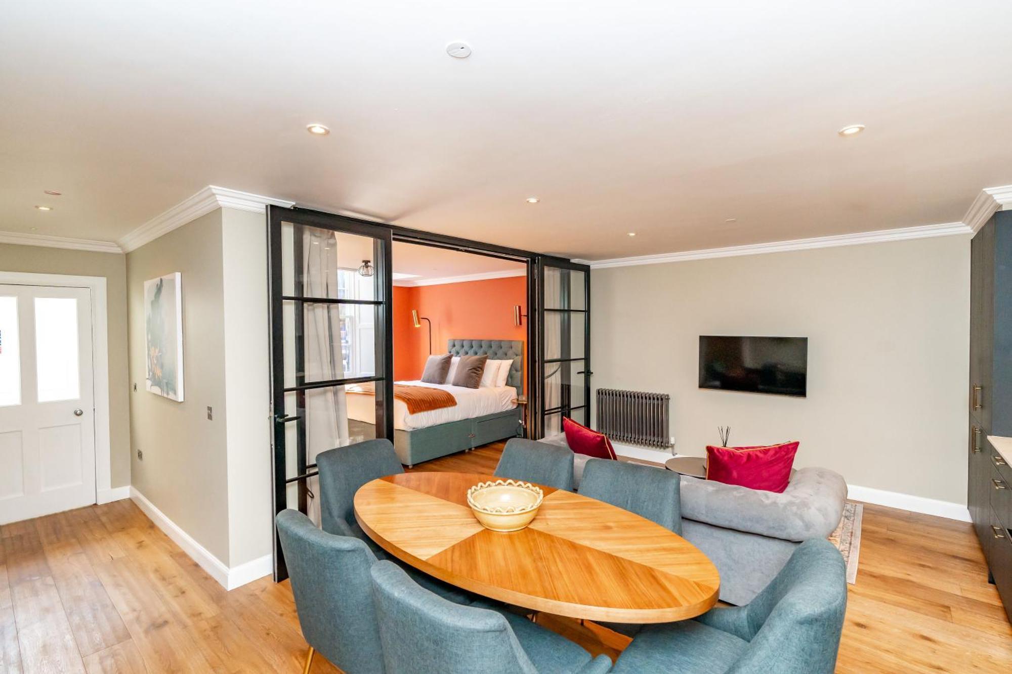 Dragon Suites Luxury Apartments At 9 Albyn Place 爱丁堡 外观 照片