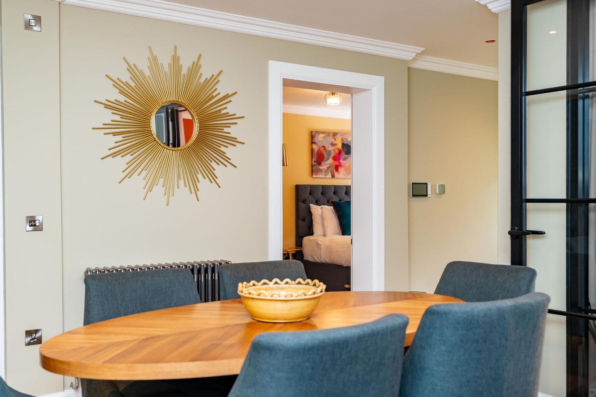 Dragon Suites Luxury Apartments At 9 Albyn Place 爱丁堡 外观 照片