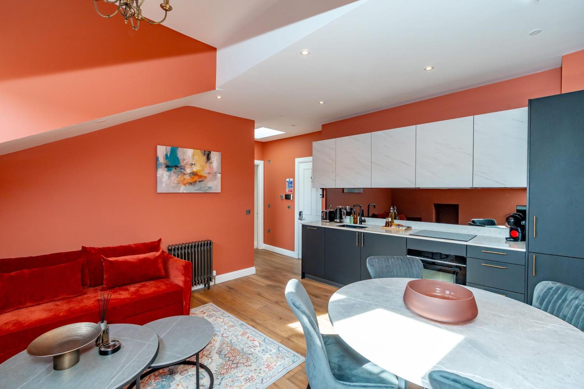 Dragon Suites Luxury Apartments At 9 Albyn Place 爱丁堡 外观 照片